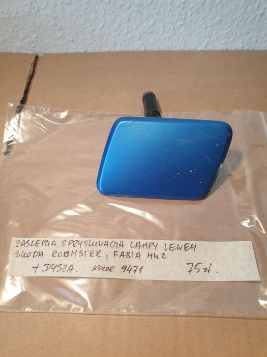 zaślepka + dysza spryskiwacza lampy lewej skoda roomster ,fabia mk2