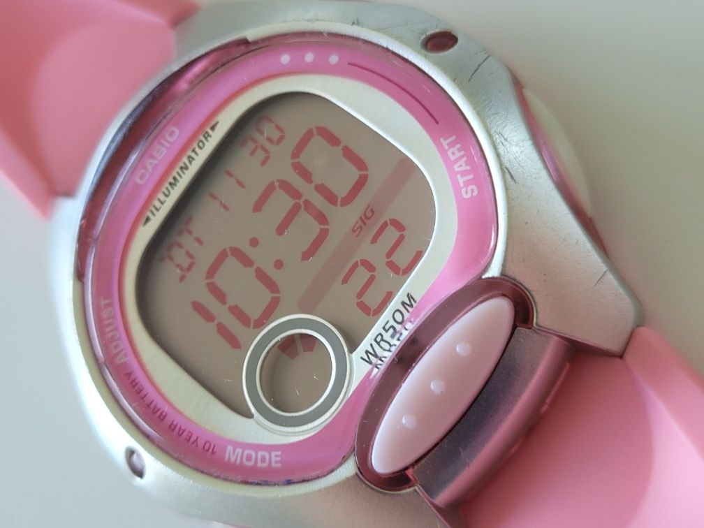 CASIO LW-200 zegarek elektroniczny różowy dla dziewczynki