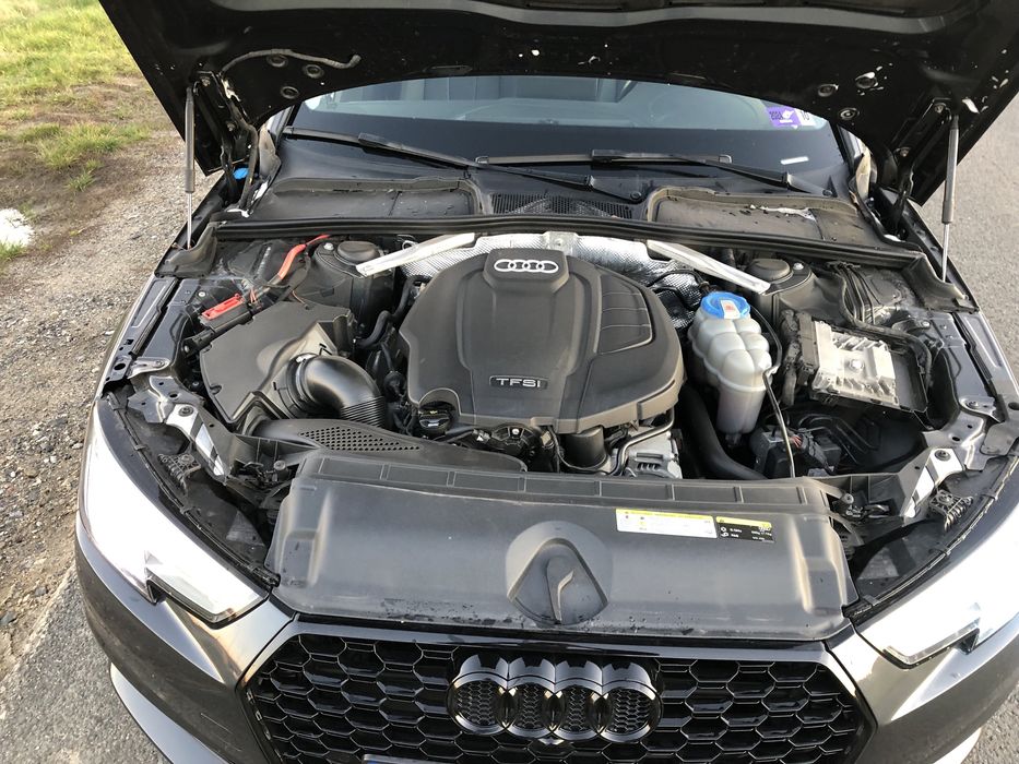 Audi a4b9 Premium 2.0tfsi 252km