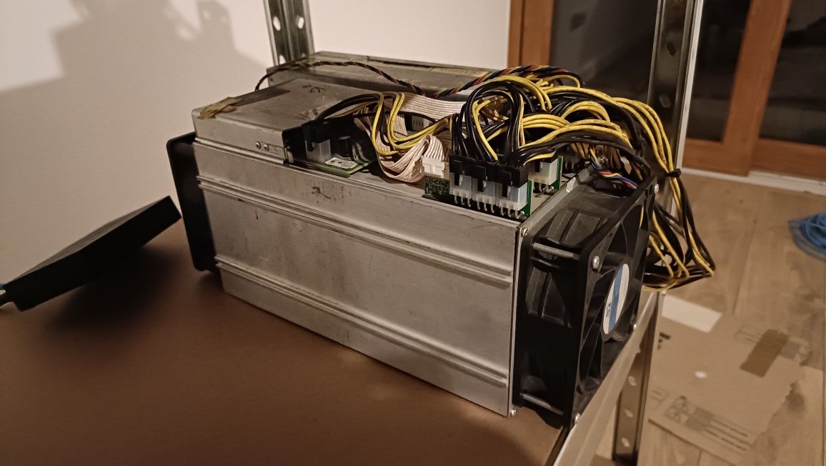 6xAntminer S9 13.5-14.5TH + T9