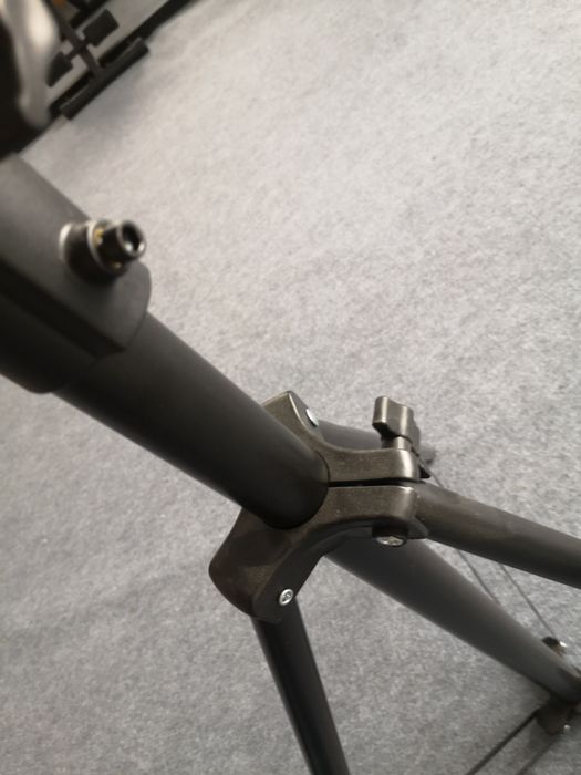 Тринога студійна