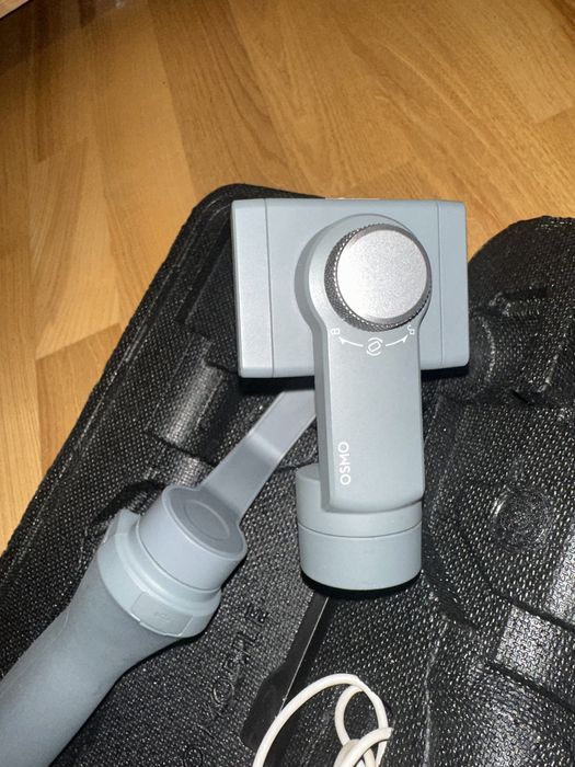 Gimbal dji OSMO MOBILE