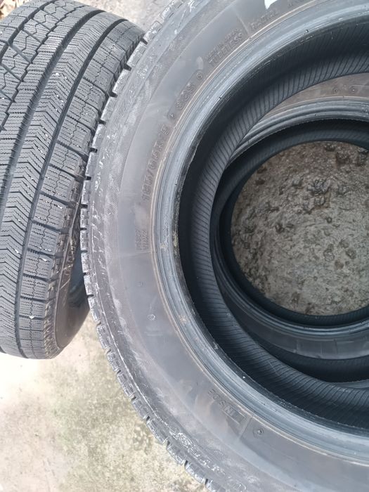 Шина зимова Bridgestone Blizzak VRX 185/65 R15 88S