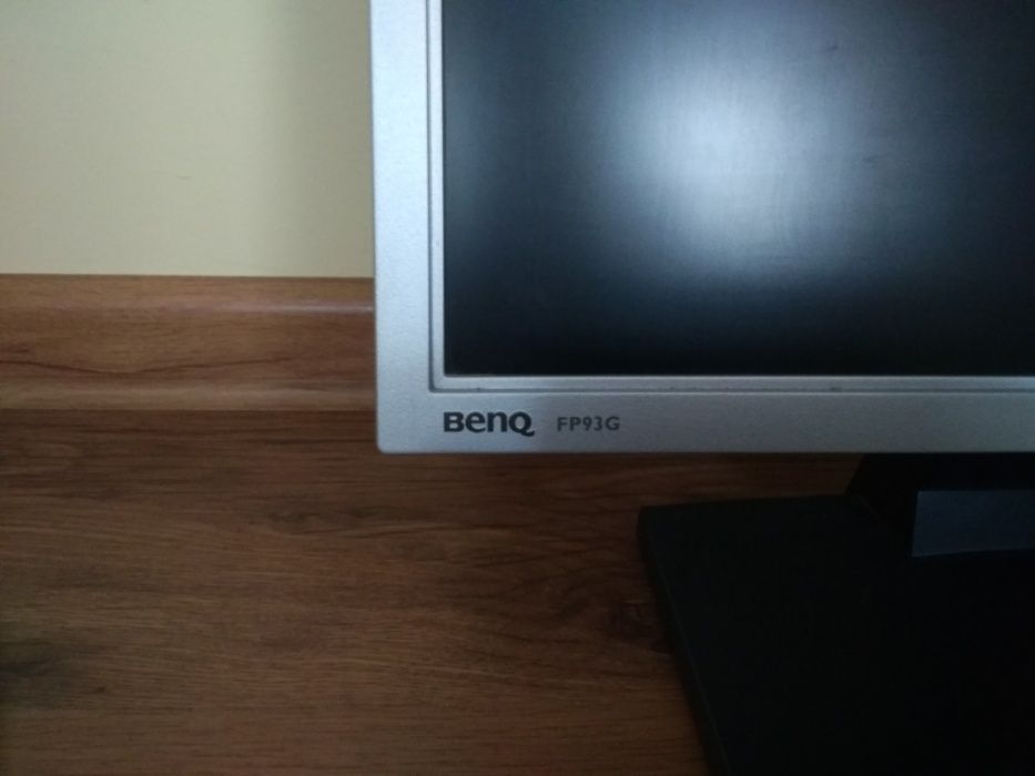 Monitor Benq 19 cali