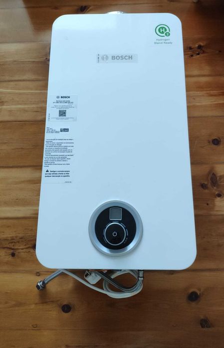 Esquentador Bosch T4600F 11 KME (Gás Natural) com garantia