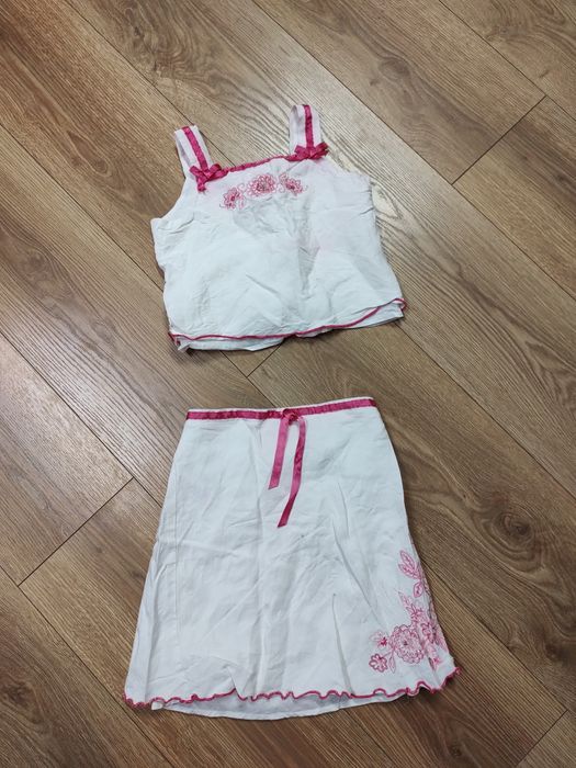 Zestaw góra i dół spódniczka i top len dziewczynka rozmiar 4-5 lat.