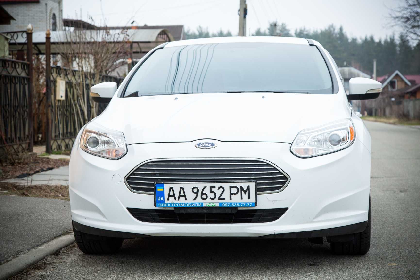 Ford Focus Electric 2013 рік