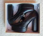 Buty damskie na koturnie rozmiar 40-41