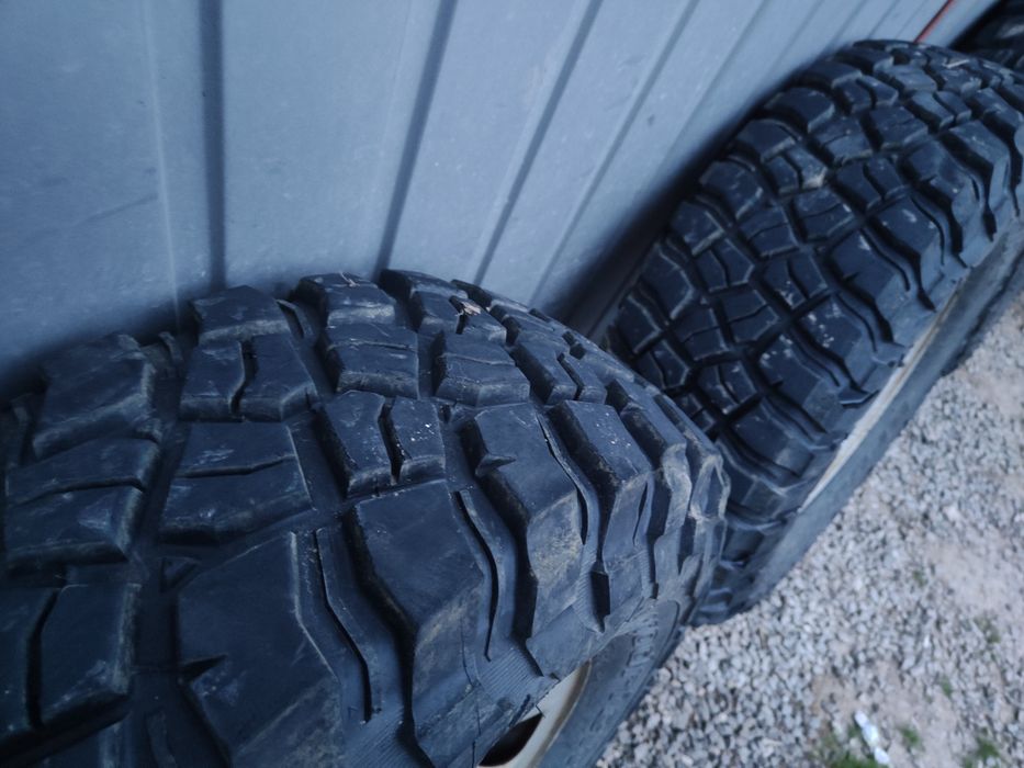 Koła 6x139.7 opony 31/10.5/15 BF goodrich,kumho 5szt