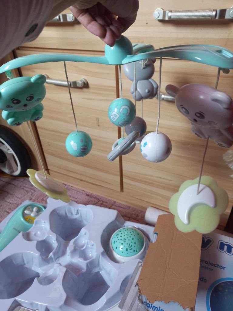 Karuzela z projektorem baby mix