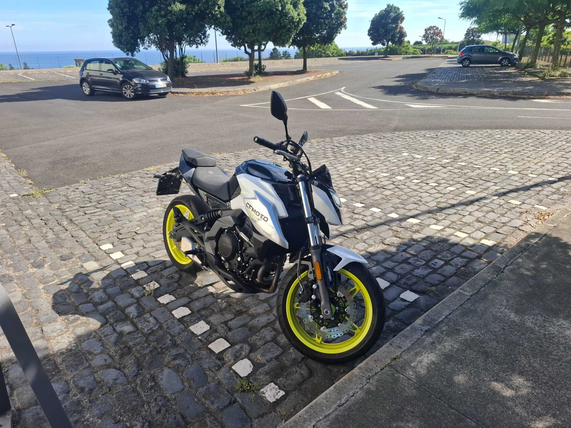 Moto CF 650 NK 2023