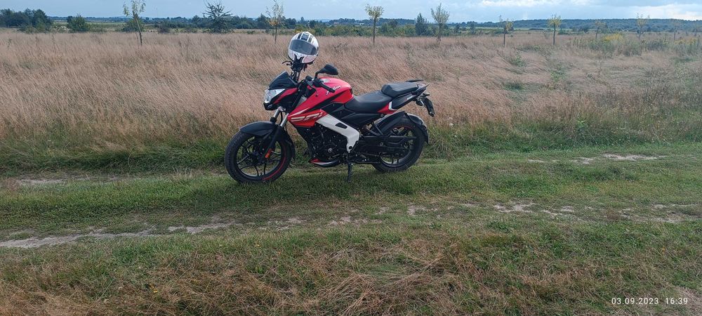 Продам мотоцикил PULSAR NS200