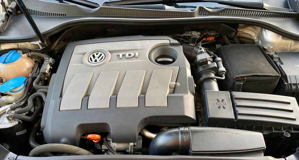 Golf 6 2009 1.6 105cv impecável