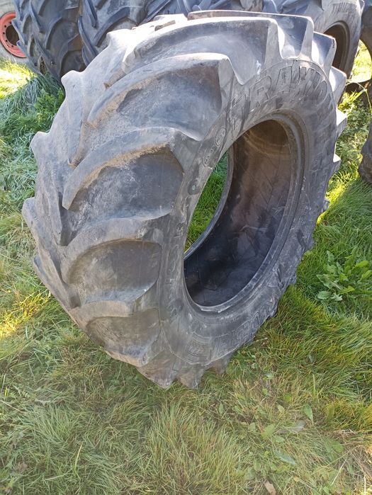 Opona vredestein 540/65 R - 30 TRAXION +