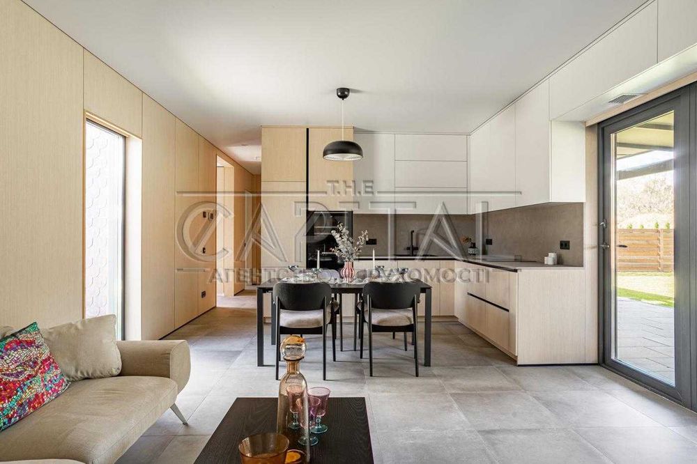 Оренда сучасного будинку у КМ Коник Київ Голосіївський