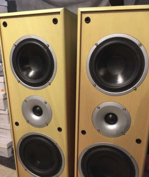 акустичні системи AEG LB 4704