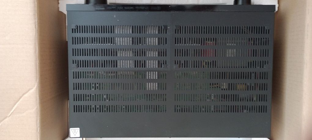 Amplituner denon AVR x1000
