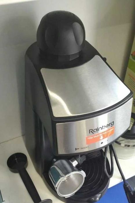 Кофеварка рожковая Espresso Rainberg RB-8111 с капучинатором