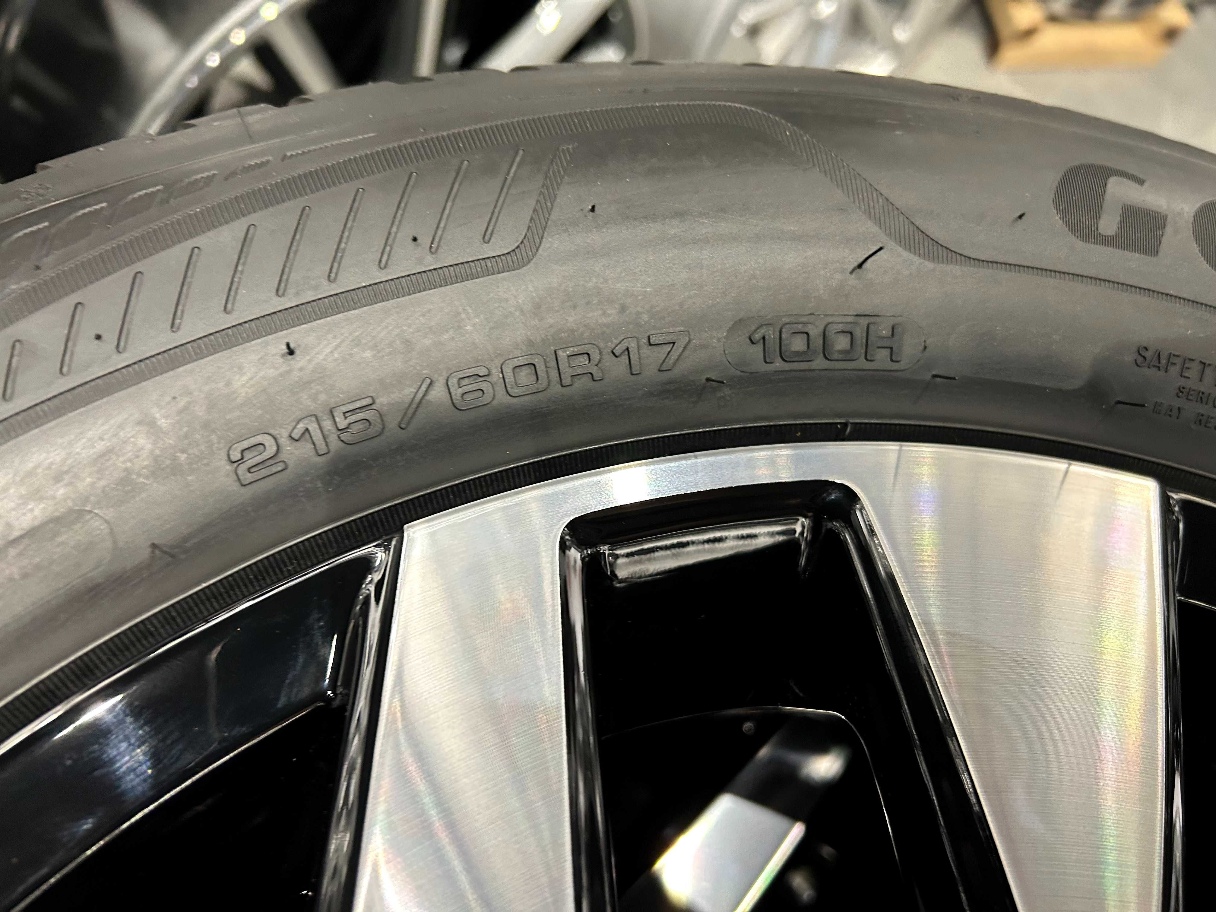 Oryginalne koła całoroczne 17 4x108 ET32 Opel MOKKA II Goodyear Vector