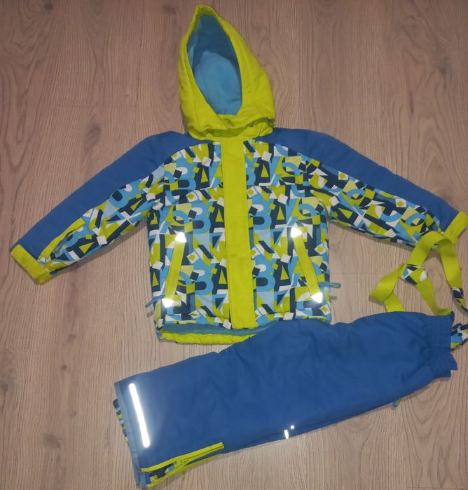 Дуже тепла зимова куртка та штани  для хлопчика