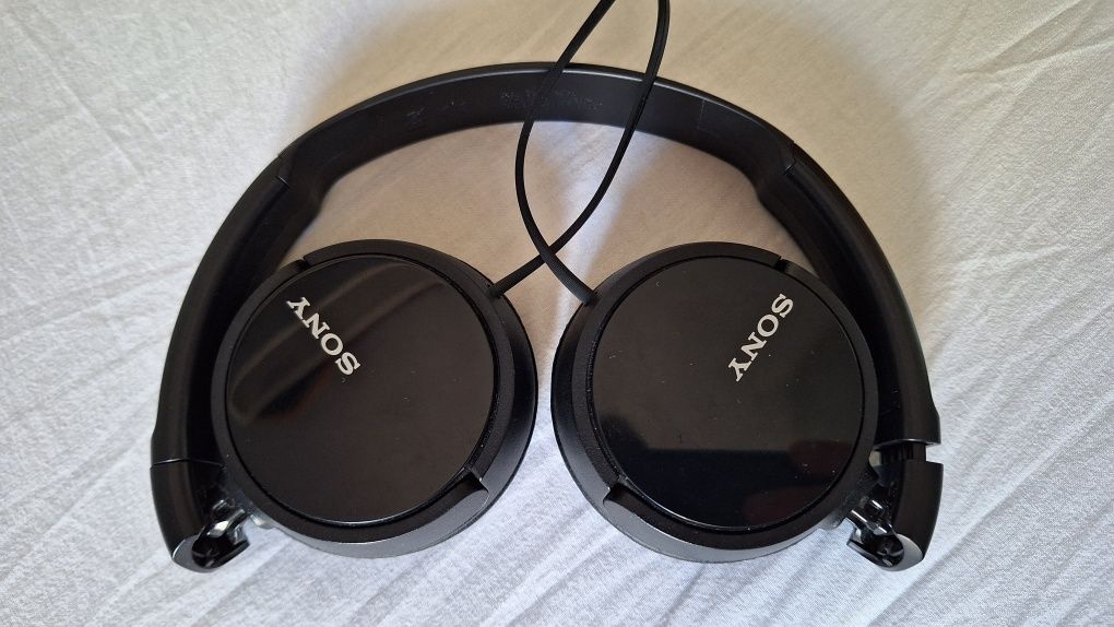 Auscultadores Sony MDR-ZX110