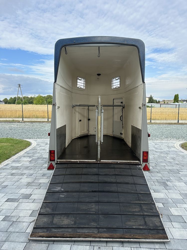 Przyczepa do przewozu 2 koni kat B dmc 1400 kg