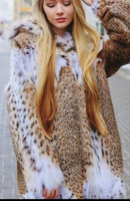 Фірмова шуба з канадської рисі,не норка