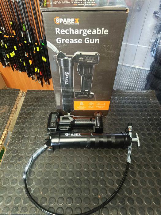 Akumulatorowa smarownica z wbudowaną baterią Sparex  S.170527
