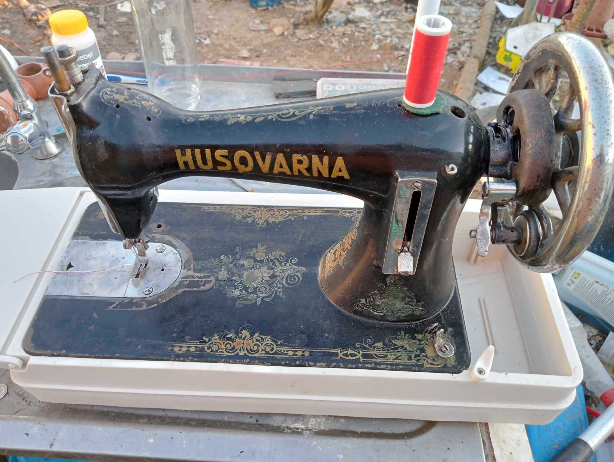 Máquina de costura Husqvarna