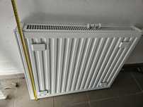 Grzejnik nowy wodny 70×60 ścienny z termostatem