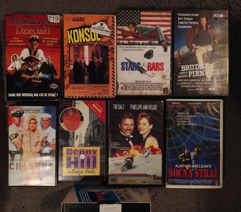Zestaw kaset VHS kasety