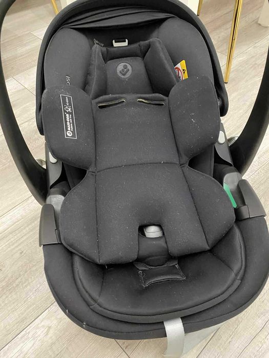 Maxi-Cosi Pebble 360 z bazą Familyfix 360