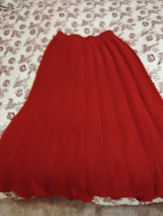 Спідничка трикотажна нова.