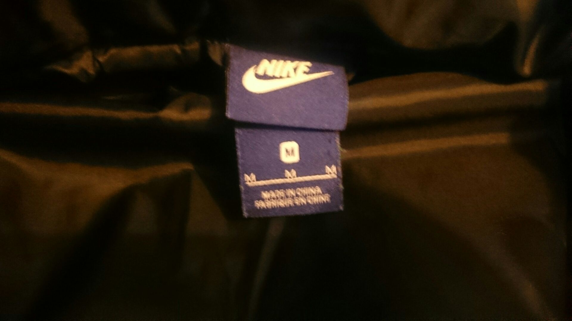 Sprzedam kurtkę zimową damska  Nike.