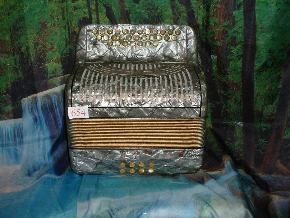 Concertina a venda n.654