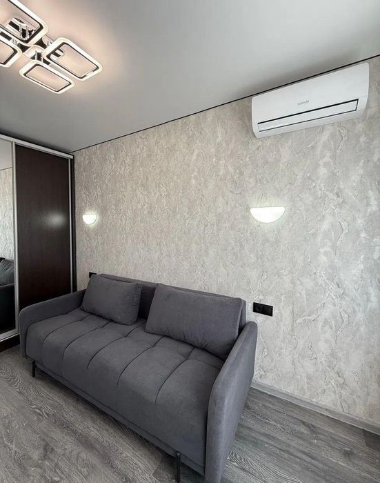 Продаж євро-двокімнатної квартири в Броварах в ЖК Атлант NP