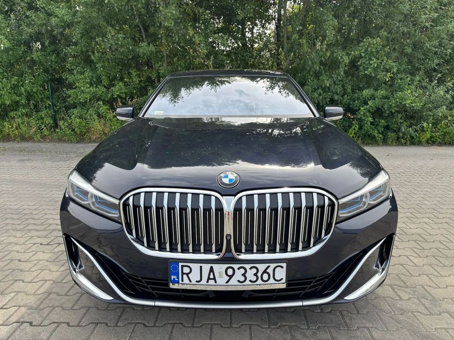 BMW Seria 7 PlugIn/Serwis/CzarnySufit/SkrętnaOś/HeadUP//Faktura VAT 23%