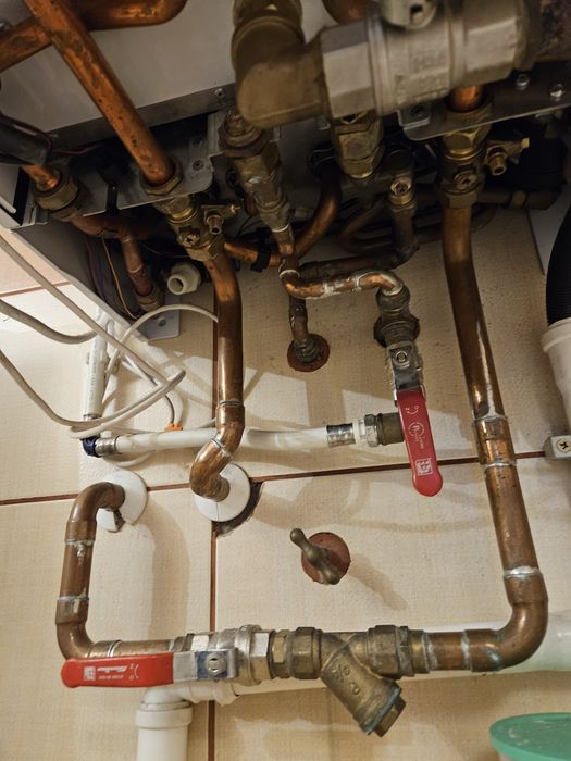 Sprzedam kocioł dwufunkcyjny Vaillant  ecotec plus VCW PL 296 3-5 R3