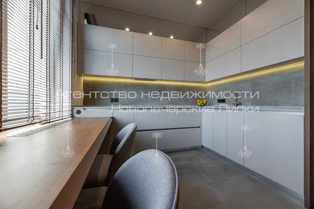 Оренда розкішної 4-к кв. 130м2 - А. Верхогляда (Драгомирова), 15Б