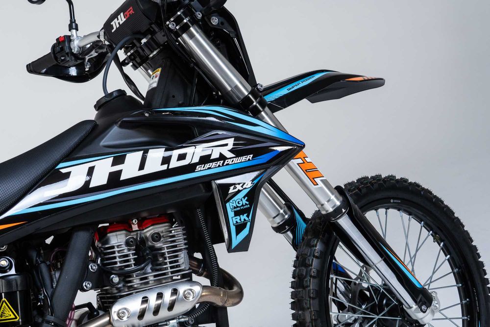 Мотоцикл JHL LX 4 300