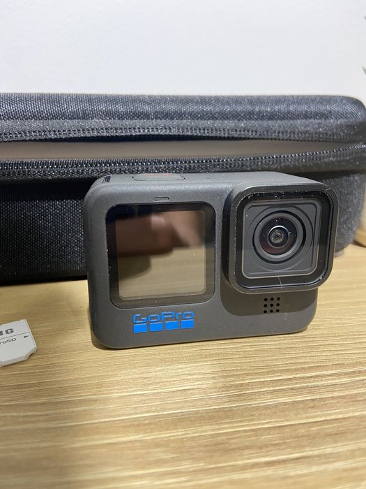 Gopro 11 3 baterie, zestaw akcesoriów, karta 64gb