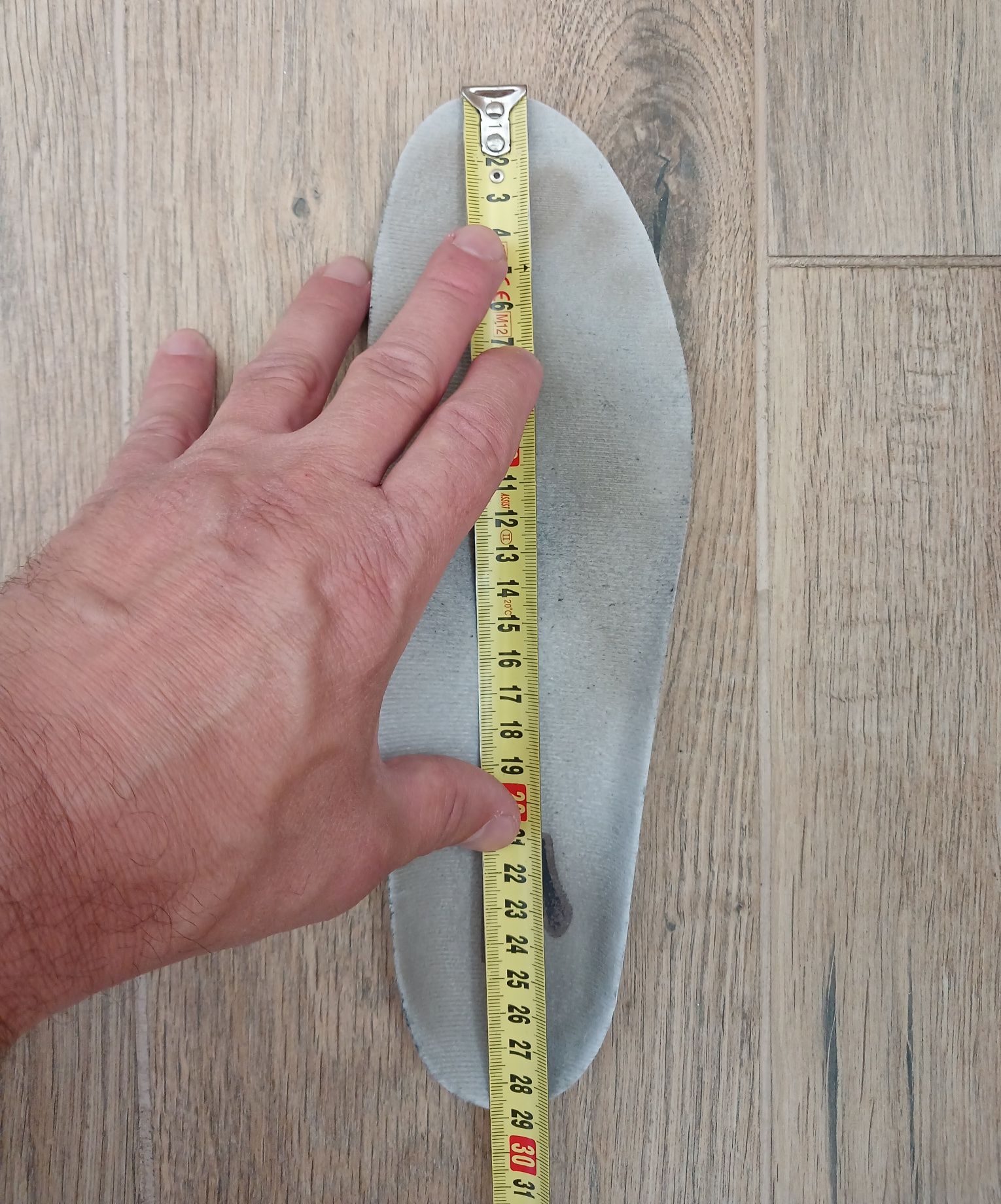 Кросівки Brooks р 43 на 42 ( 28,5 см) ц 1250 гр оргінал, нюанс