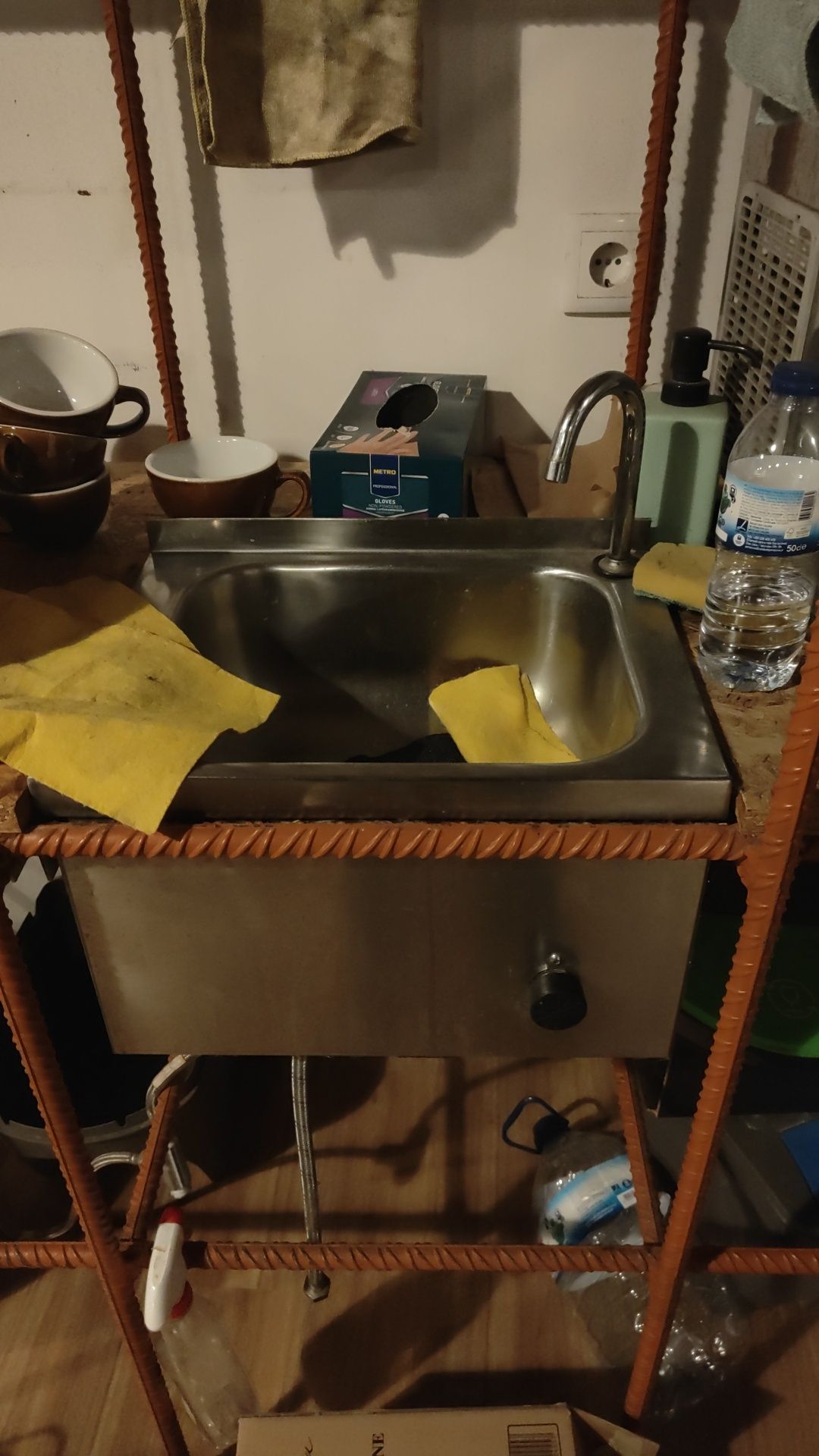 Cuba de inox ativação de joelho
