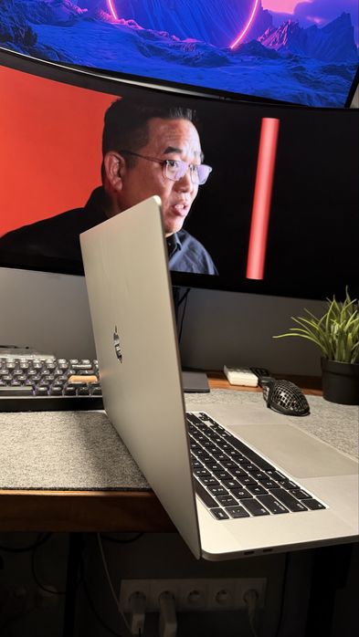 Apple MacBook 16” Pro 2019 i7 6x2.6GHz 16GB 512GB