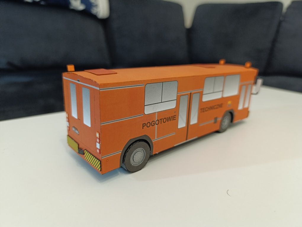 Model kartonowy duży autobus miejski  Jelcz M11 skala 1:43 pomoc drogo