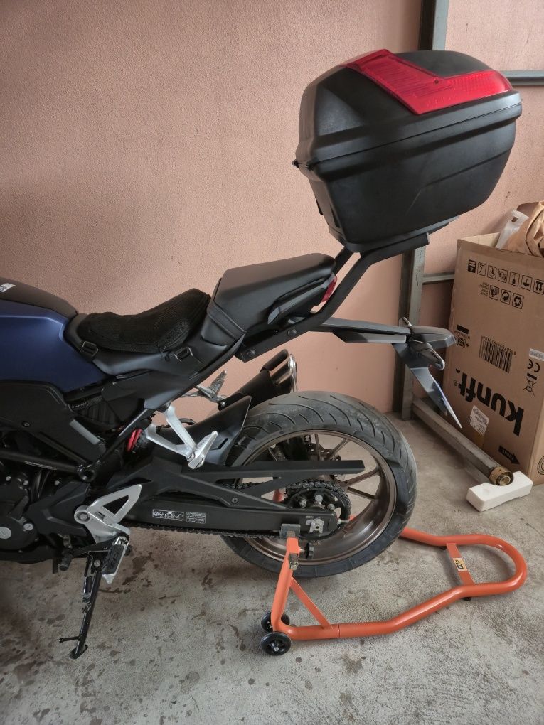 Mota Honda CB300R