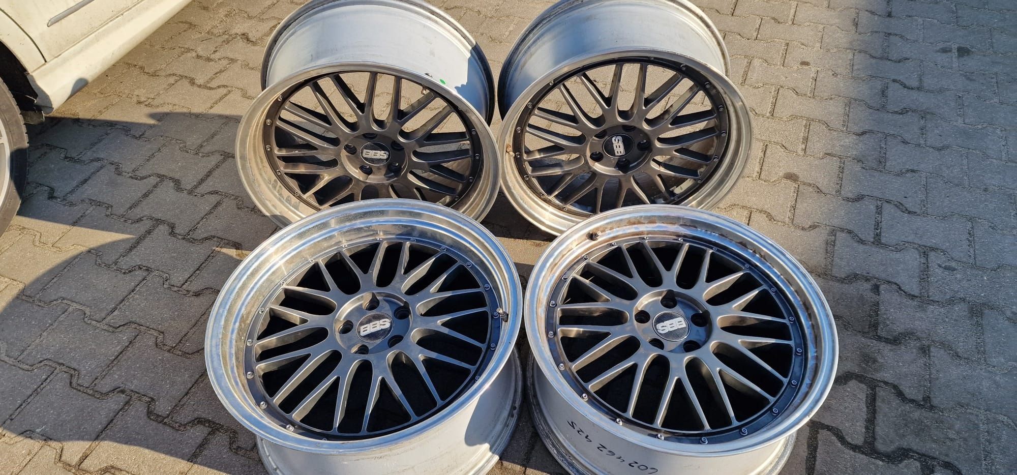 Sprzedam felgi R20