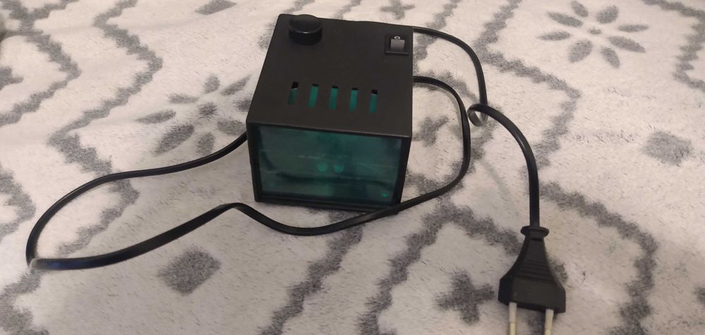 Stroboskop dyskotekowy na Andrzejki wyładowczy Jabel