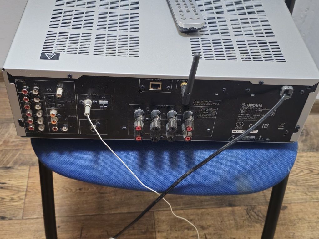 Amplituner Stereo Yamaha R-N602 Igiełka