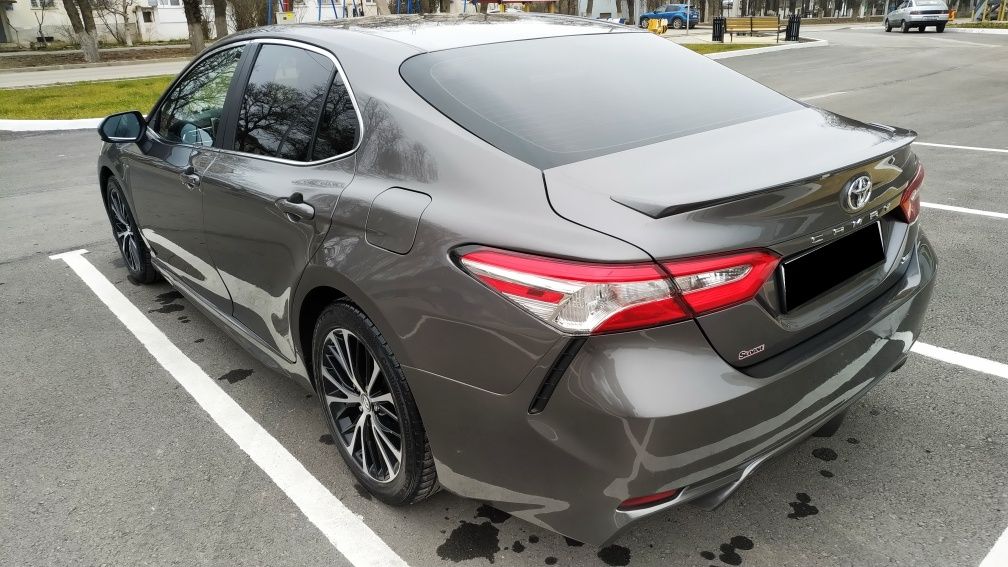 Toyota Camry 70 2018